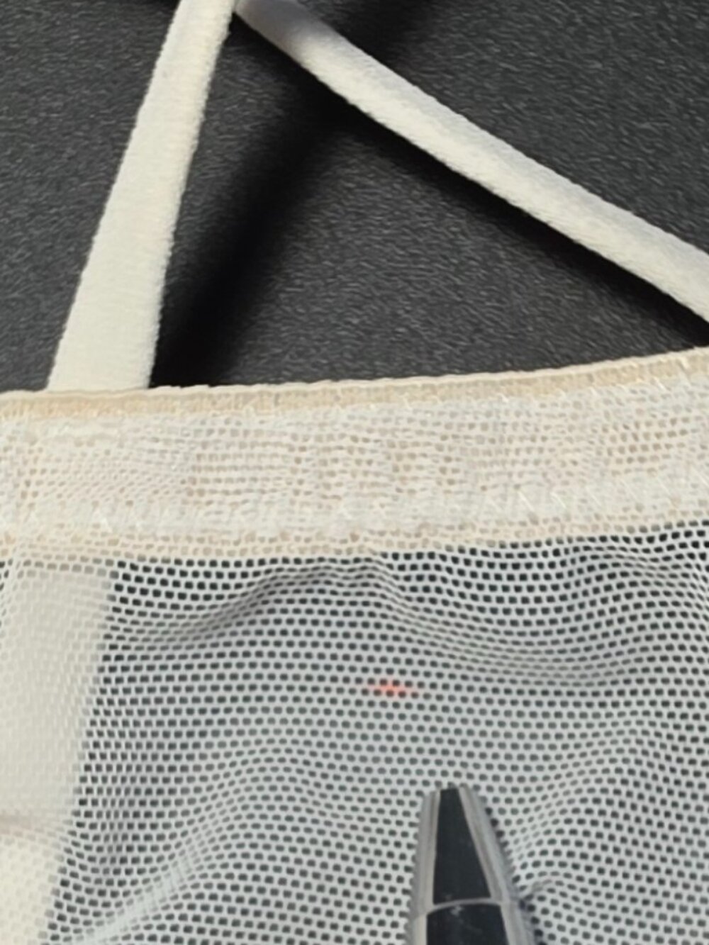 Victoria’s Secret White Lace Push Up Bra 36DD Strappy Back - Picture 8 of 8
